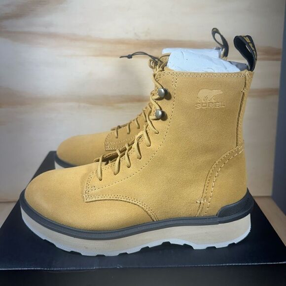 Sorel Waterproof Boots Women’s Size 7 New in Box - Picture 1 of 7